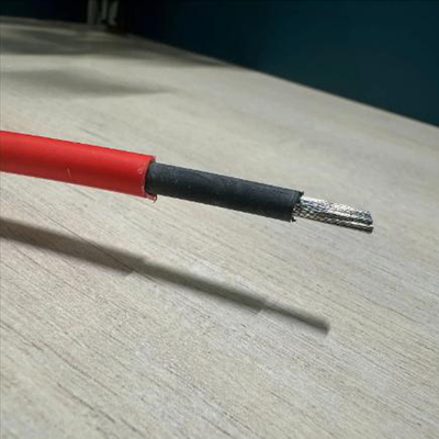 TÜV認証された銅製太陽光電池ケーブル 1500V XLPE隔熱