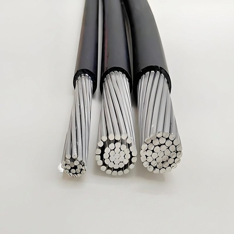 JKLYJ アルミ導体XLPE 隔熱ポリビニールジャケット 1KV 耐天候空心ケーブル 農村電力網の改修